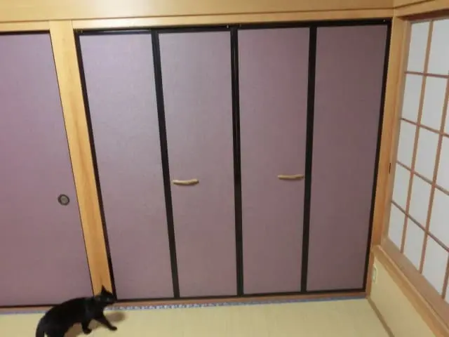 壁紙を使った、ふすまの張り替え
